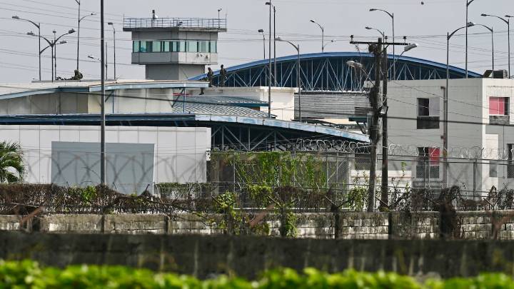 Tiroteo en cárcel de Ecuador deja cuatro muertos y decenas de heridos