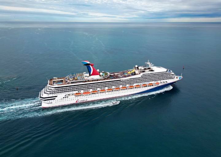 Revelan que adolescente hallada muerta en crucero de Carnival murió por asfixia