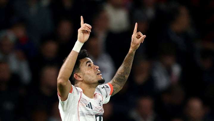 Bayern Múnich supera al PSG en una noche de claroscuros para Luis Díaz