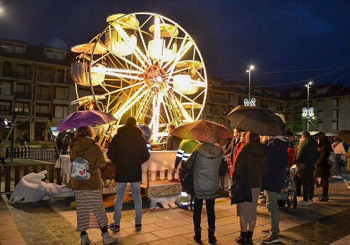 Noja se transforma en una postal navideña