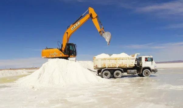 Nuevo yacimiento en Catamarca producirá litio para un millón de baterías de autos eléctricos al año