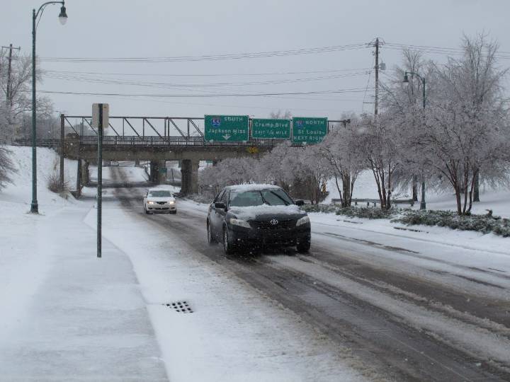 Winter Storm Warning as 10 Inches of Snow To Hit