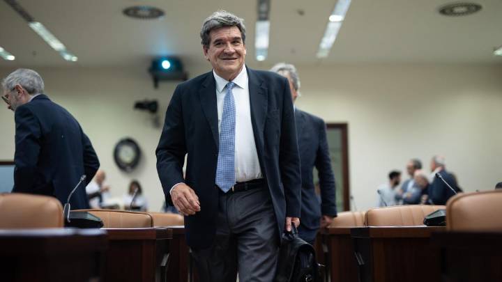 Escrivá cree que el ICF puede lograr la ficha bancaria con una excepción del reglamento