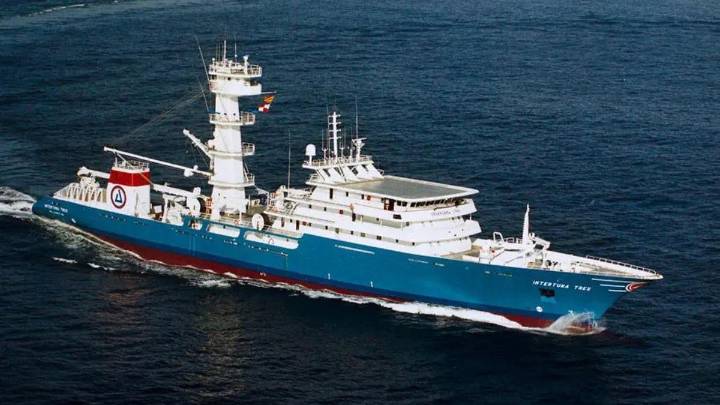 Un atunero vasco repele un intento de asalto pirata en aguas del océano Índico