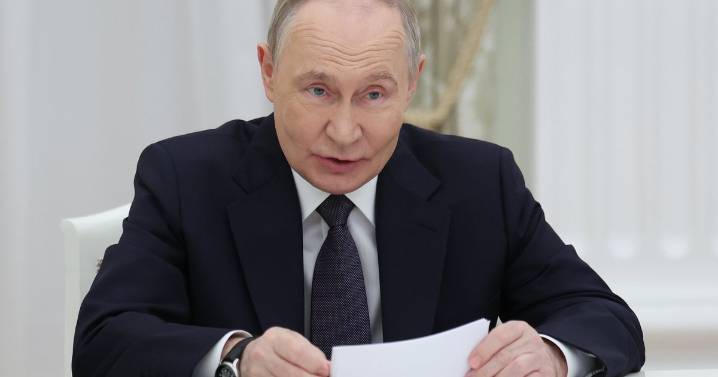 UK Defence Secretary Warns Putin Over Russian Spy Ship