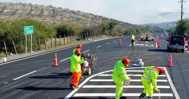 Contraloría detecta más de 800 obras públicas con término de contrato anticipado: involucra a $1,02 billones de inversión