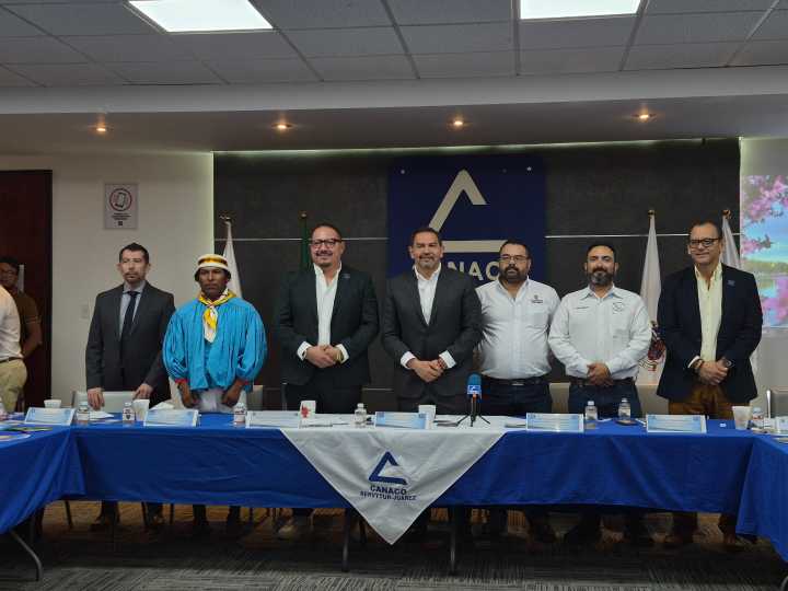 Encabeza alcalde presentación de Guachochi Turístico