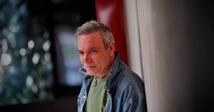 Luis Jara lanza su primer libro autobiográfico: “Acá no hay arrepentimiento de nada”