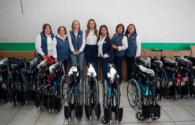 Beneficia suma de voluntades a saltillenses con discapacidad; entregan 23 sillas de ruedas