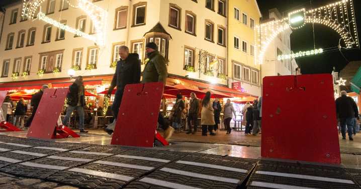 Germany's Christmas markets open with festive cheer and tight security