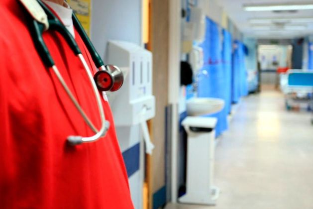 Bedroom walls in HSE psychiatric unit dirty and dignity of patients not respected at all times, inspectors reveal