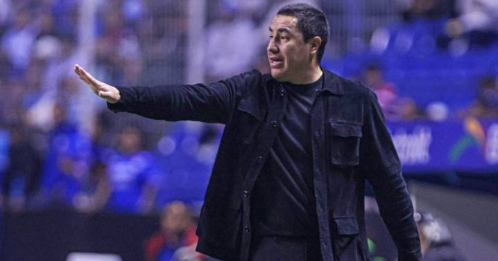 Efraín Juárez se molesta y responde a la gente de Cruz Azul: “dejen de joder” (VIDEO)