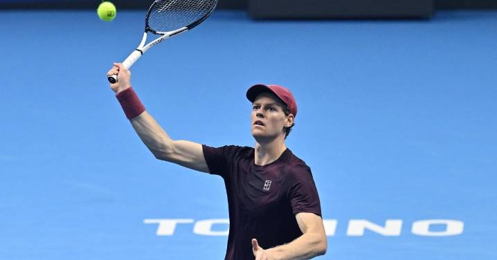 Sinner derrota a Zverev y avanza a Semifinales de las Finales ATP