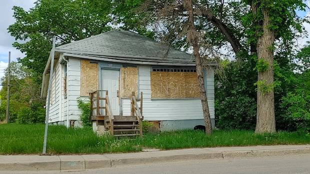 Saskatchewan expands power of SCAN unit to help address nuisance properties