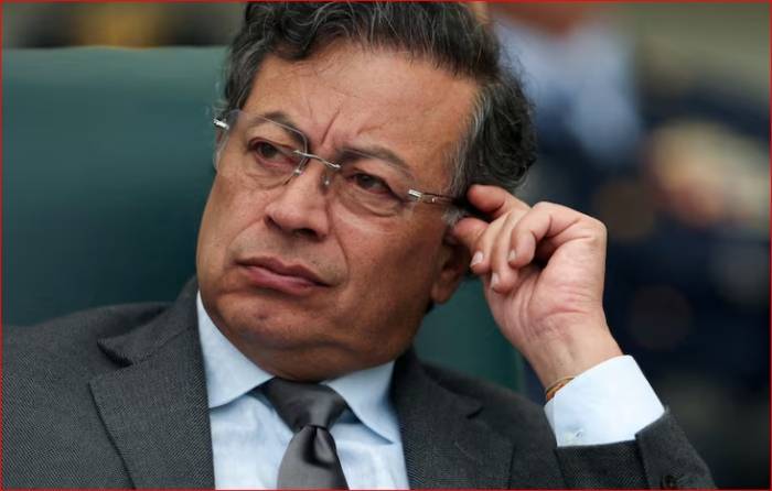 CNE sancionó campaña de Petro violó los topes de financiación, «La guerrilla los apoyó»