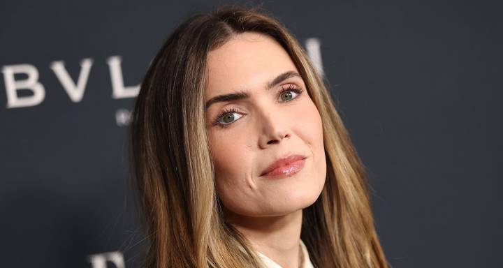 Mandy Moore Reflects on ‘Wild and Difficult Year’ in Thanksgiving Post | Mandy Moore