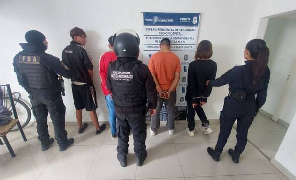 Violento intento de robo en un minimercado de La Plata: hirieron a un empleado