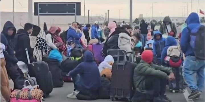 Perú declarará estado de emergencia en sus fronteras para evitar ingreso descontrolado de migrantes desde Chile