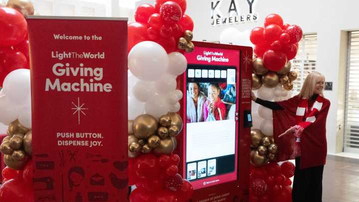 Giving Machines return to Valley River Center