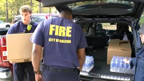 Community group thank firefighters, delivers Thanksgiving meals to fire stations in Raleigh