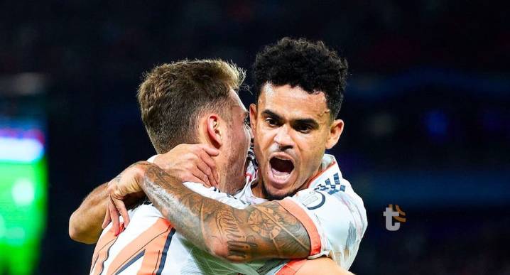 Bayern Múnich dio tremendo ‘golpe’ a PSG con doblete de Luis Díaz [VIDEO] Cuadro bávaro dio la sorpresa en el ‘Parque de los Principes’. Colombiano Luis Díaz anotó dos goles, pero tambien se fue expul