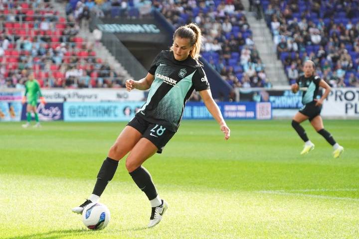 Deadspin | Gotham FC stun top-seeded Current in NWSL quarterfinals
