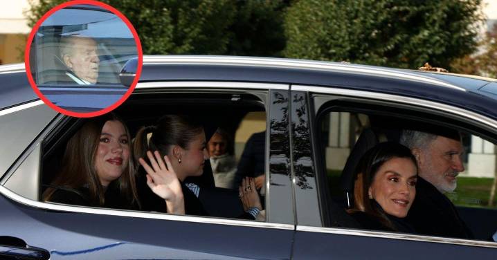 La Familia Real celebra 50 años de monarquía en un almuerzo con el rey emérito