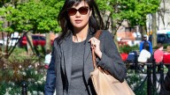 Linda Sun trial: FBI agents seized bundles of money, a Rolex watch, a pearl necklace and other items during probe, testimony shows