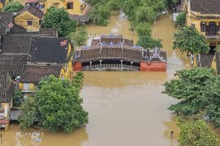 37 muertos en Vietnam por lluvias