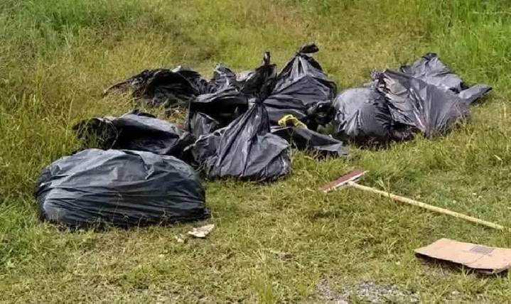 Hallan más 400 bolsas con restos humanos cerca del estadio Akron, sede del Mundial...