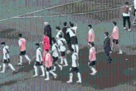 Video: la piña que le pegó Maxi Salas a una persona luego de que River perdió contra Boca