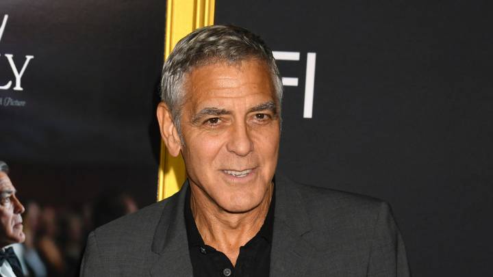 George Clooney urges young actors to ditch social media