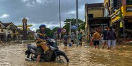 Tragedia en Vietnam: las inundaciones récord dejaron un saldo de al menos 13 muertos, 11 desaparecidos y miles de desplazados
