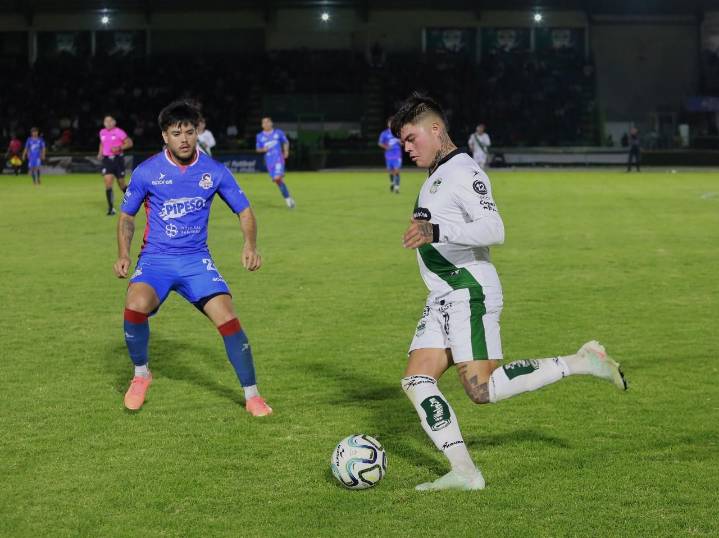 ¡Alacranes a lo internacional!