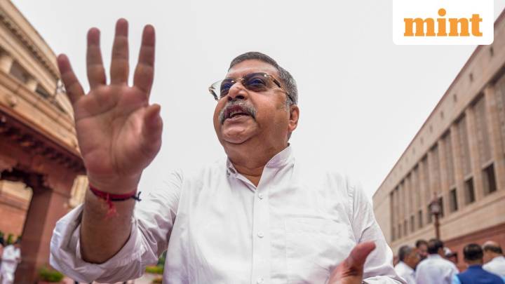 SBI returns ‘stolen’ ₹ 57L to TMC MP; he slams lack of anti