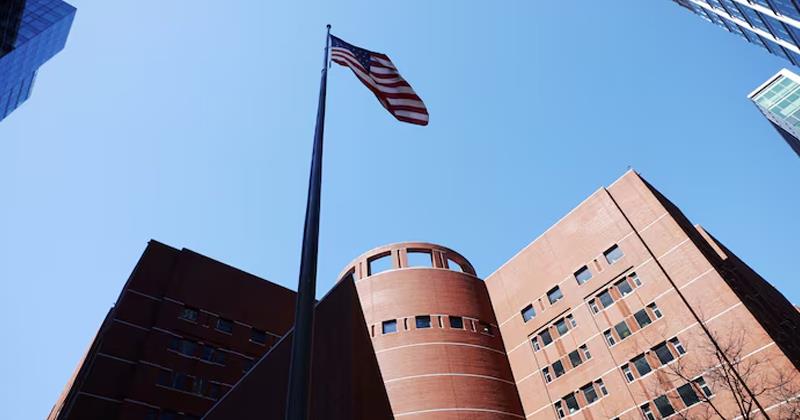 U.S. Government Shutdown Deepens Crisis for Court