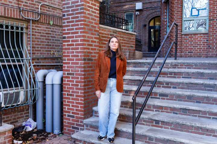 Growing finance crisis threatens affordable housing