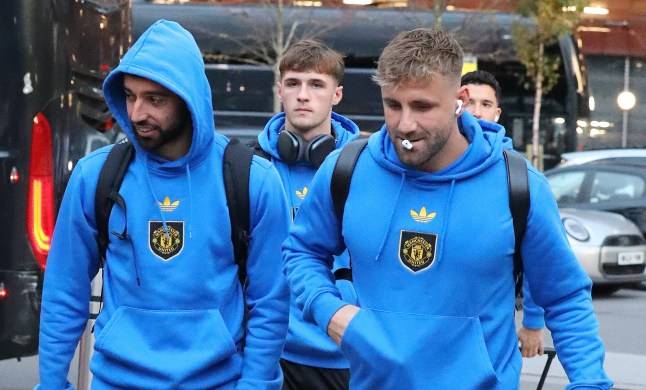 Two Manchester United stars missing from squad ahead of Tottenham clash