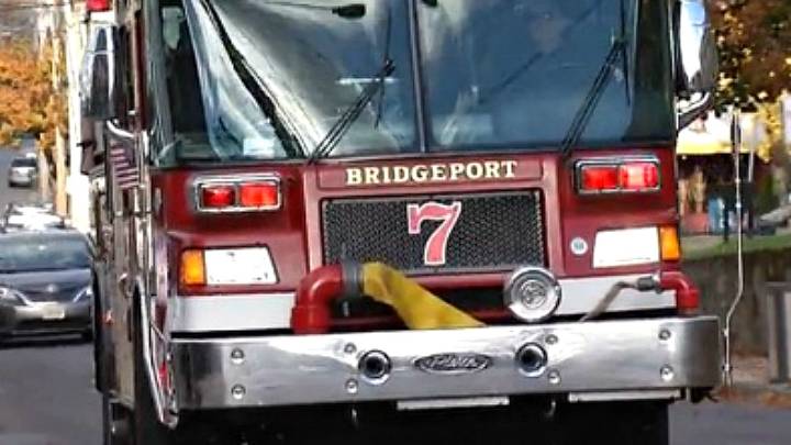 Seven people displaced after Bridgeport fire