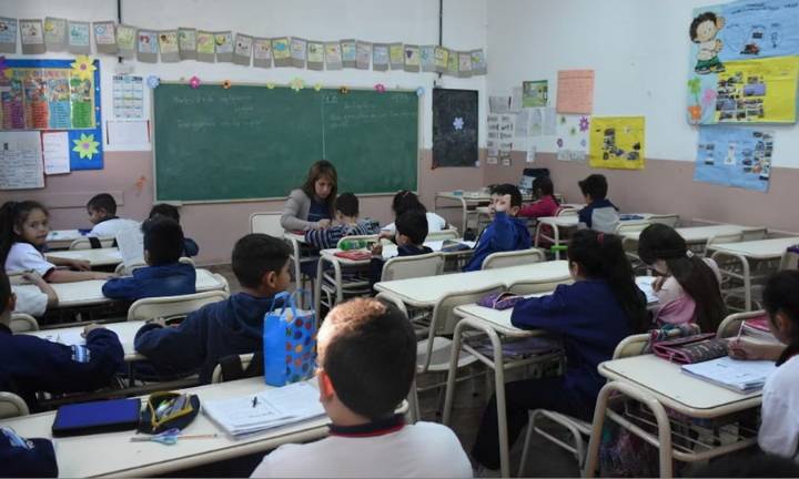 Gialluca cuestionó la política presupuestaria del gobierno nacional en el área de Educación
