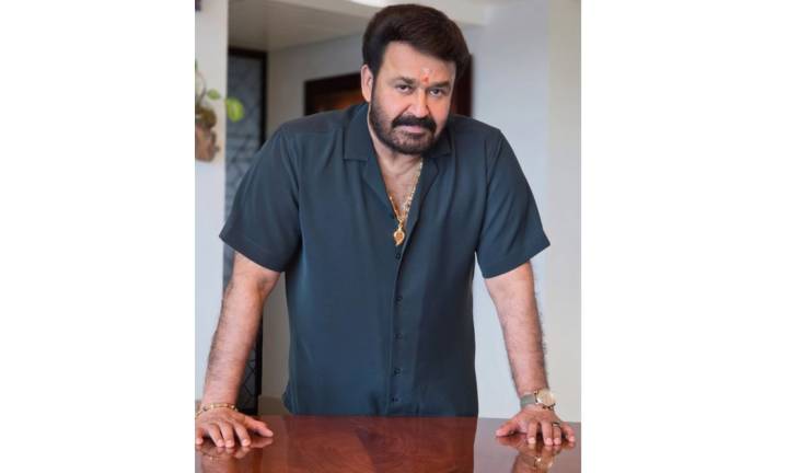 Mohanlal sends love to 'Ichakka' Mammootty for winning the Kerala State Film Awards