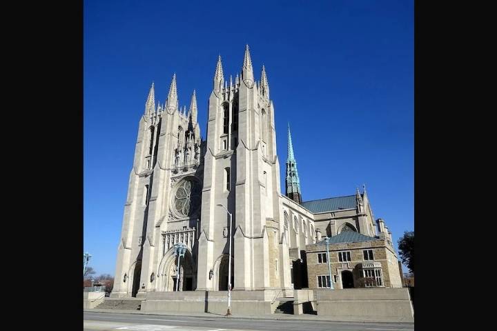 Archdiocese of Detroit announces restructure due to shrinking numbers