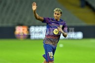 Barcelona vence en casa al Elche