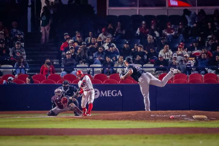 Aguilas ganó 4-3 en 10 entradas