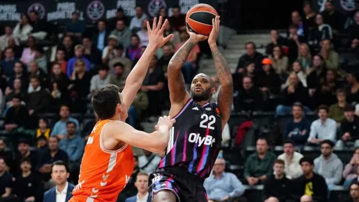A Valencia Basket se le apaga la luz en Paris (90