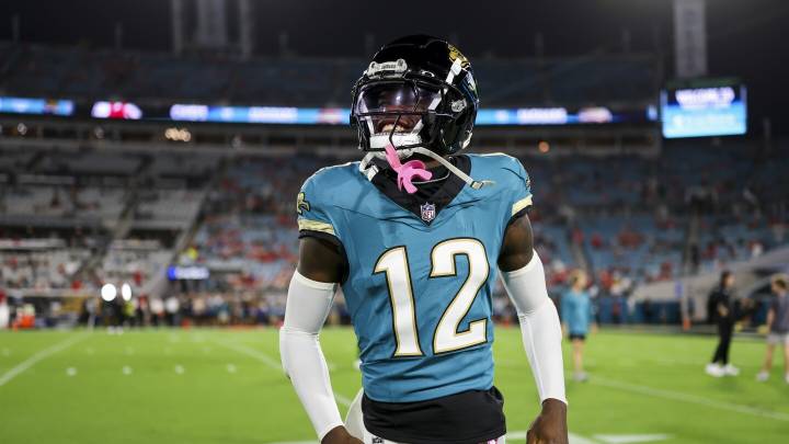 Travis Hunter out for season after LCL surgery