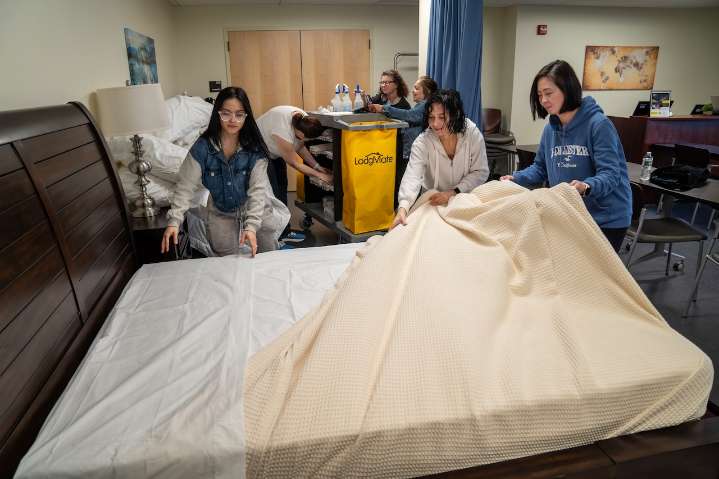 Free hotel, front desk training at HCC starts Wednesday