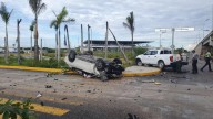 Dos lesionados deja accidente vehicular frente a la estación del Tren Maya de Cancún