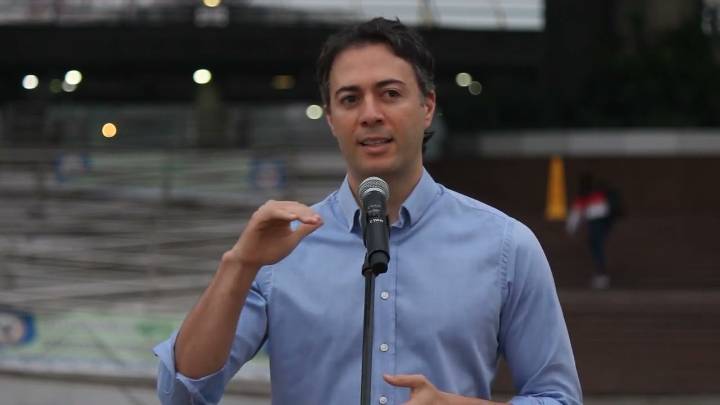 Registraduría rechaza candidatura de Daniel Quintero a la presidencia por participación previa en consulta