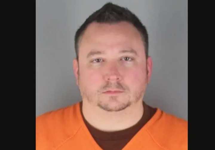 'I'm ICE, Boys': ICE Worker Busted In Underage Prostitution Sting